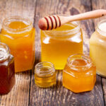 🍯 Guide d’Achat du Miel Naturel : Bien Choisir, Éviter les Fraudes, Reconnaître la Qualité